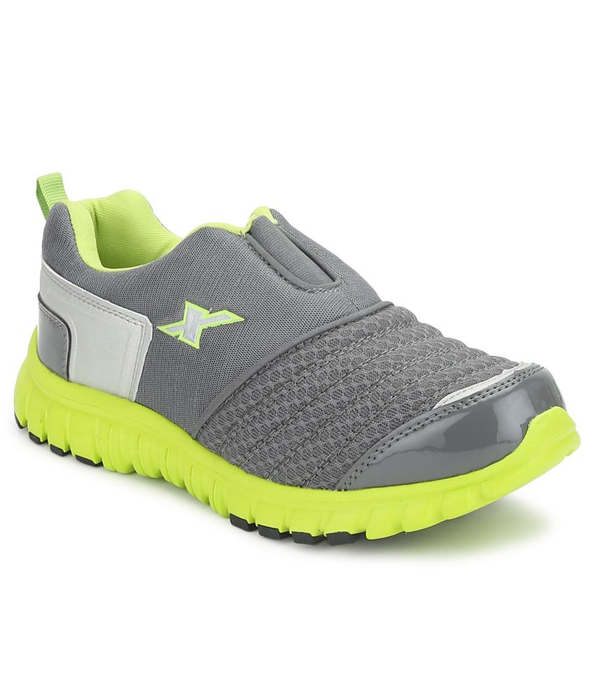 sparx shoes under 700