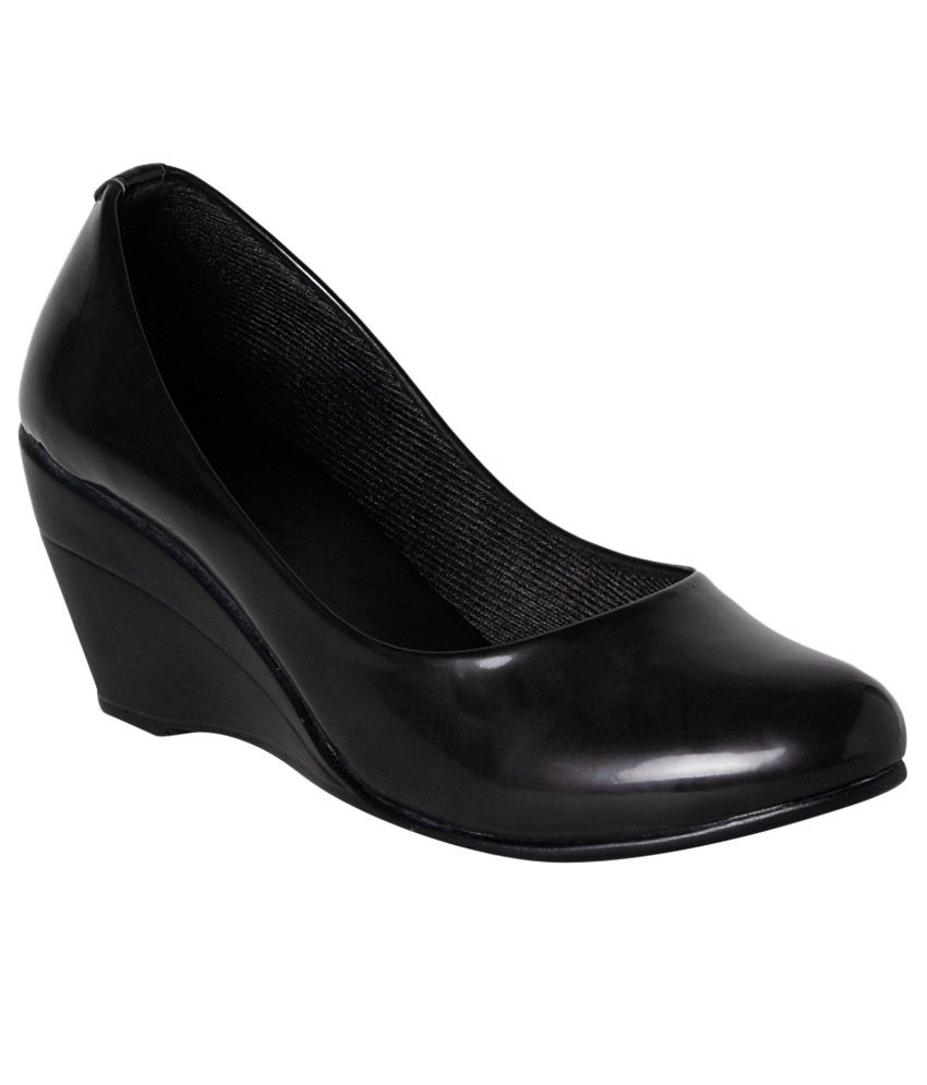 formal wedge heel shoes