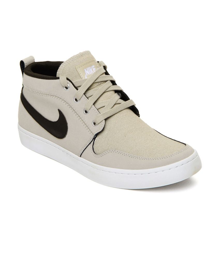 khaki nike boots