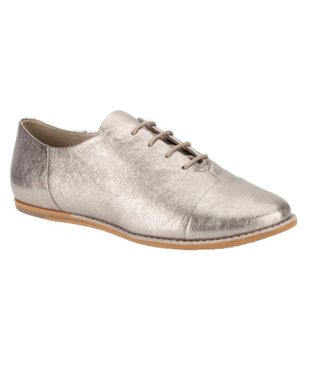 clarks silver shoes