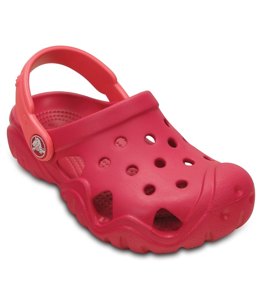 red crocs slippers