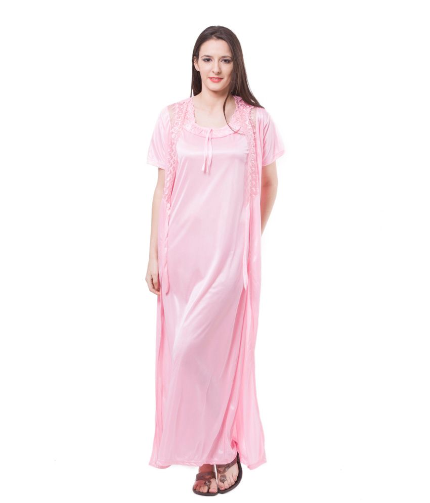 gown for first night