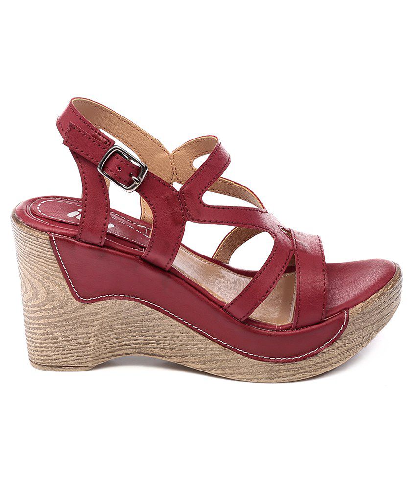 Illy Maroon High Wedge Heeled Sandals Price in India- Buy Illy Maroon ...