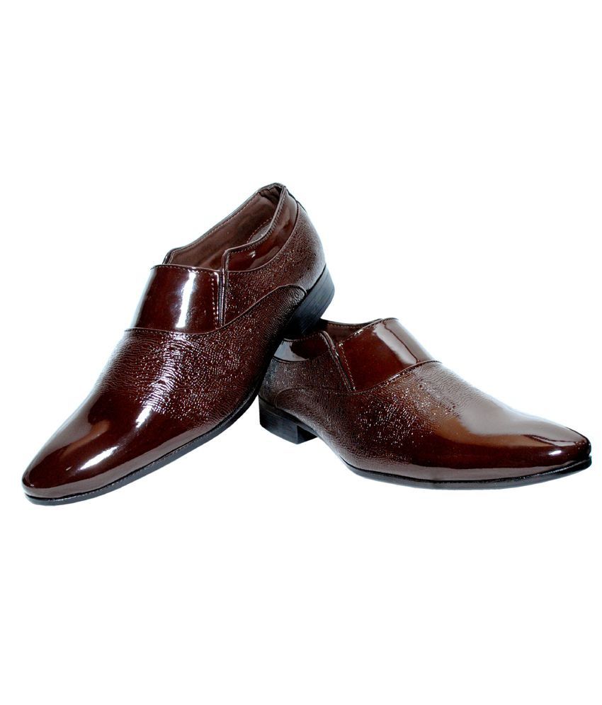 Weavers Shoes Brown Formal Shoes Price in India- Buy Weavers Shoes ...