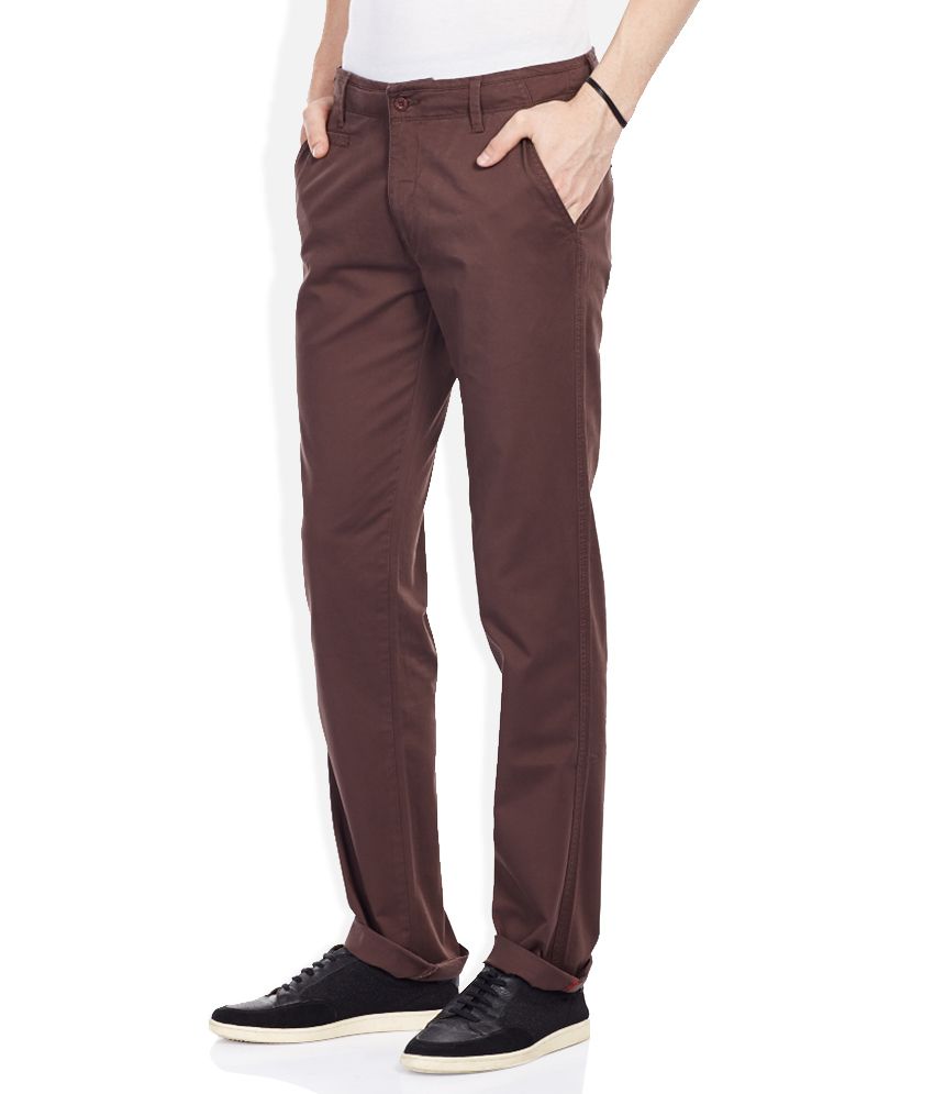 maroon chinos mens