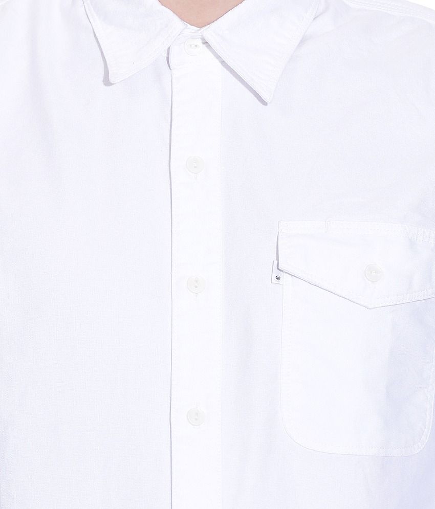 levis top white