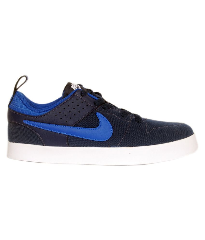 navy nike trainers mens