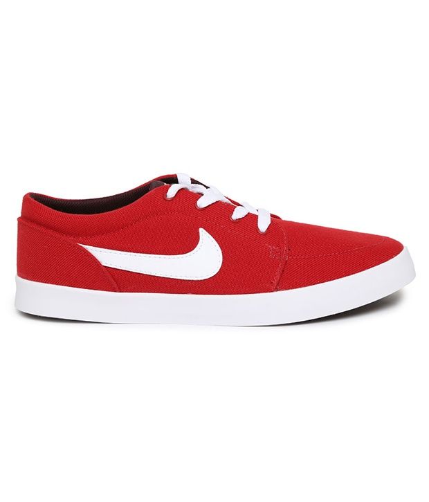 nike voleio