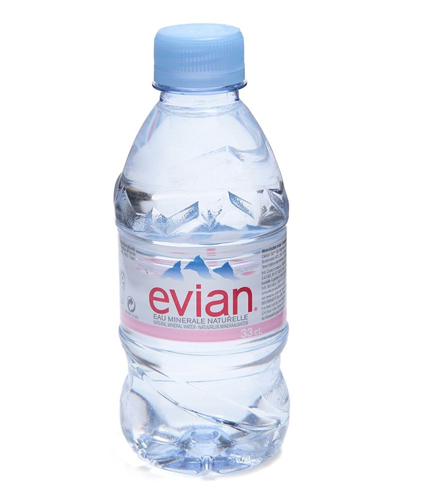 Вода по французски. Минеральная вода Евиан. Французская вода Evian. Бутылка воды Evian. Минеральные воды.