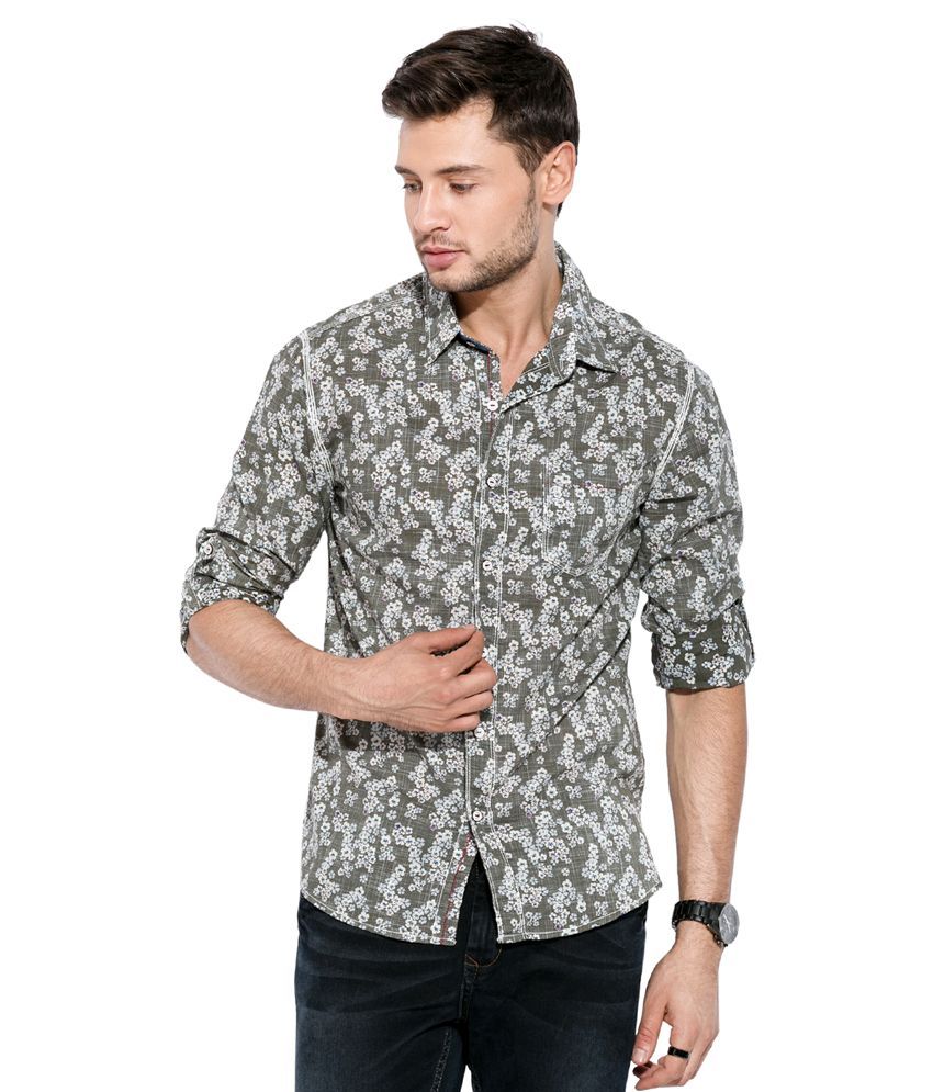 pink sport shirt