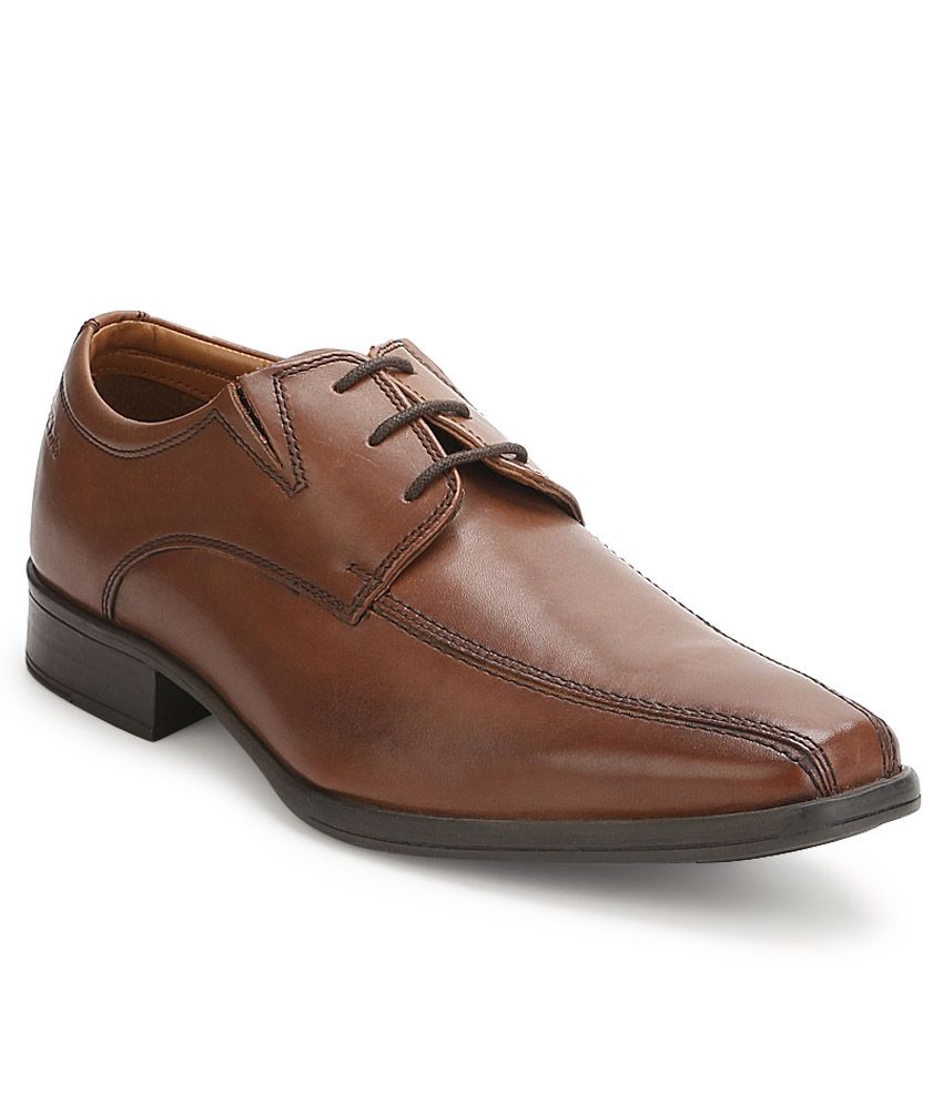 Clarks Flenk Lace Brown Formal Shoes Price in India- Buy Clarks Flenk ...