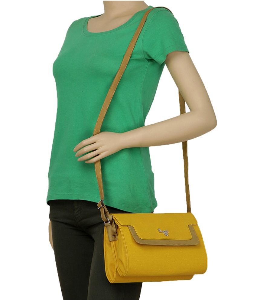 baggit yellow sling bag