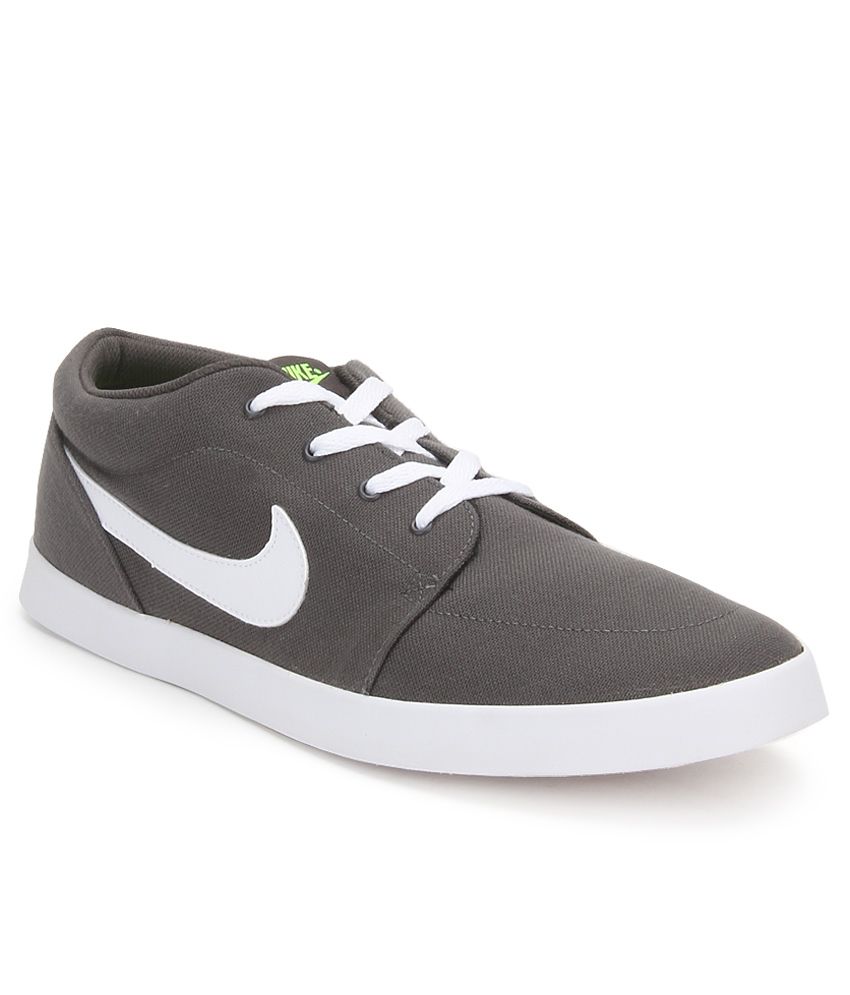 new grey nike shoes