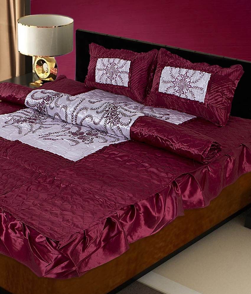 Renown Beautiful Maroon Floral Design Fancy Satin Double Bedsheet 4pc Set 2 Pillow Covers