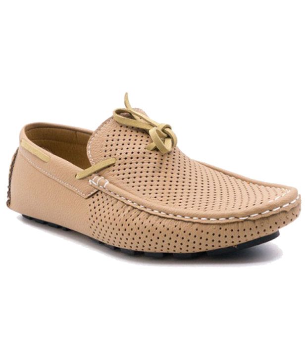 bucik beige loafers
