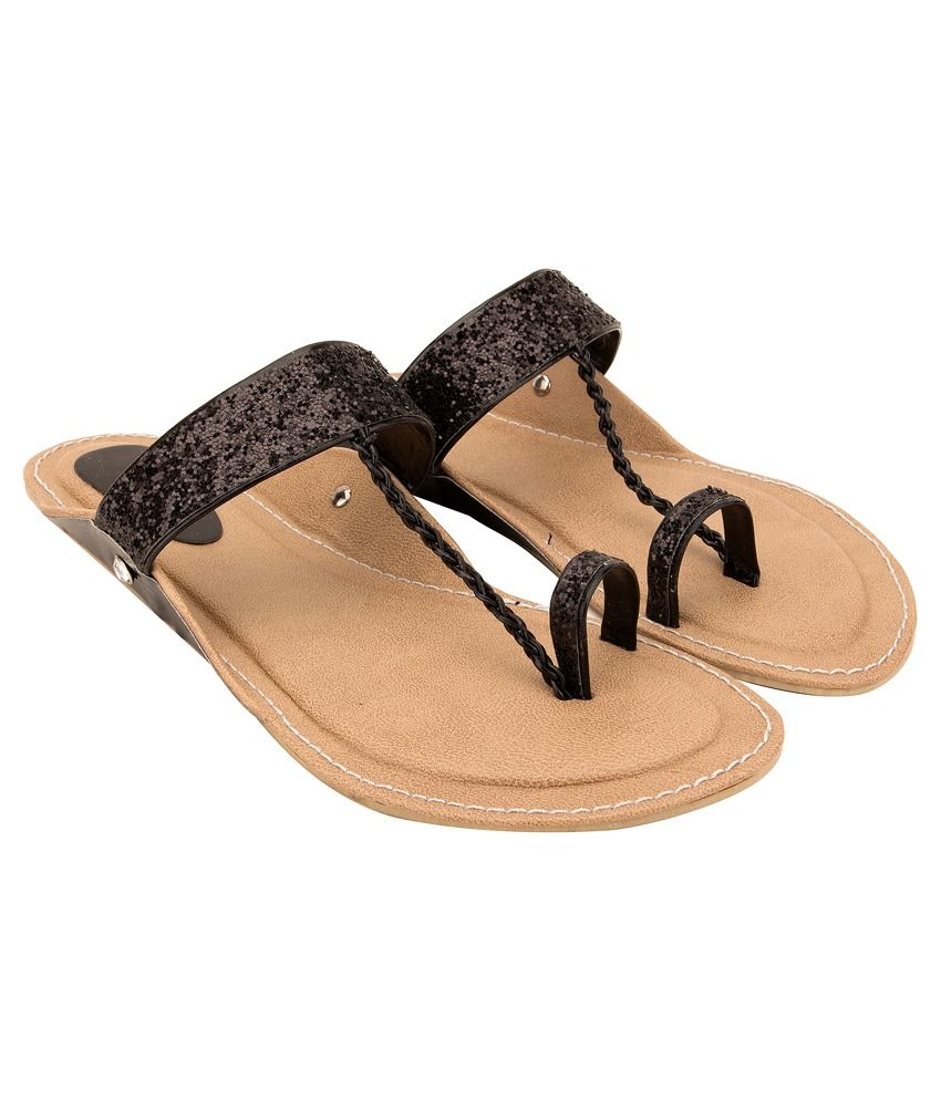 Royal Collection Black Kolhapuri Flat Slip-ons Price in India- Buy Royal Collection Black 