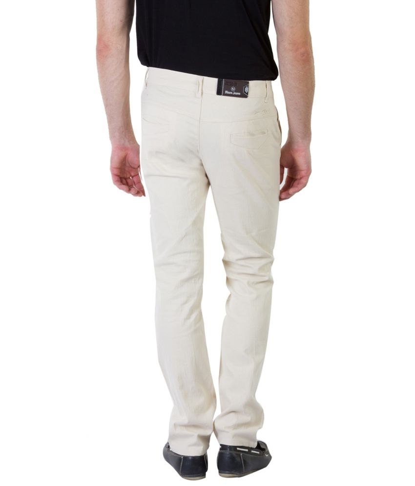 loose fit white jeans