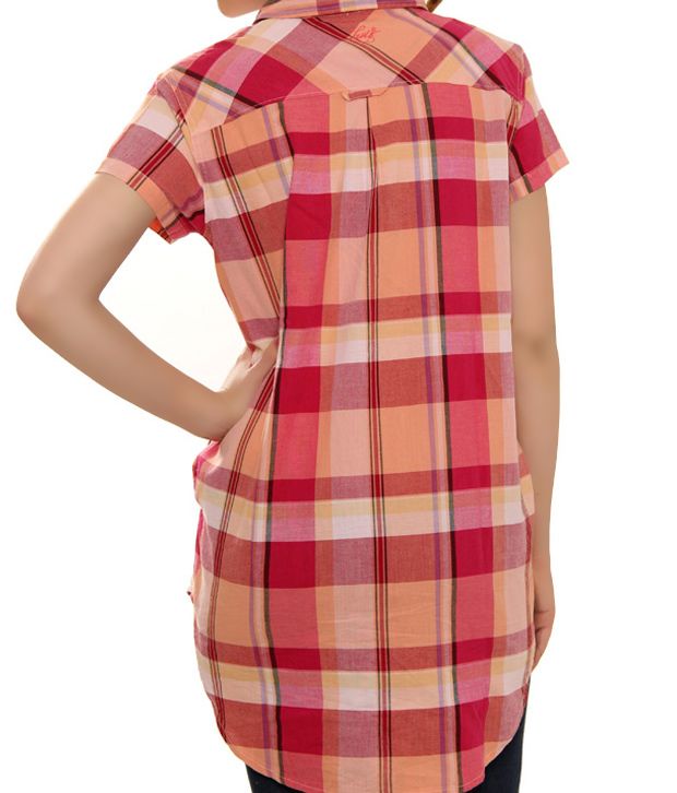 levi's checkered shirt