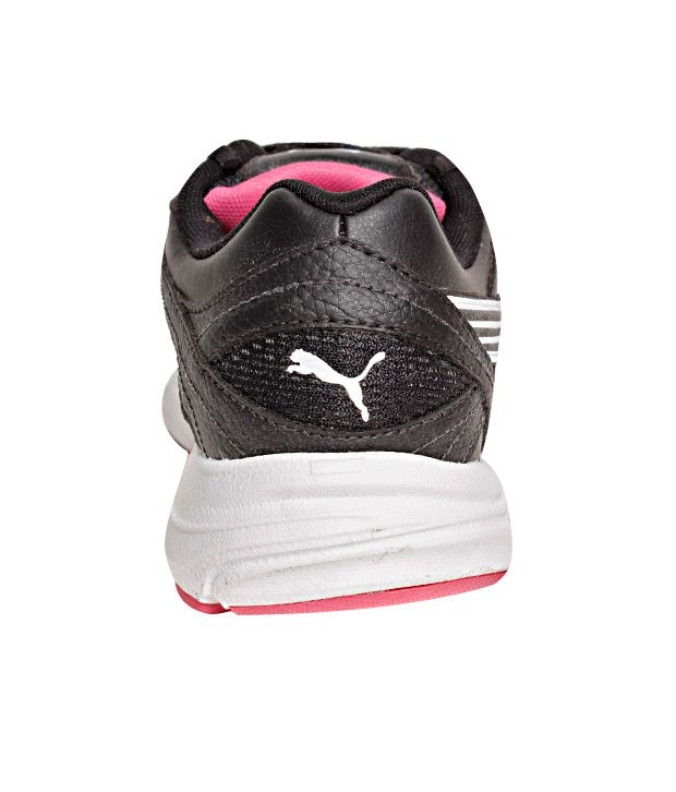 puma axis running shoes