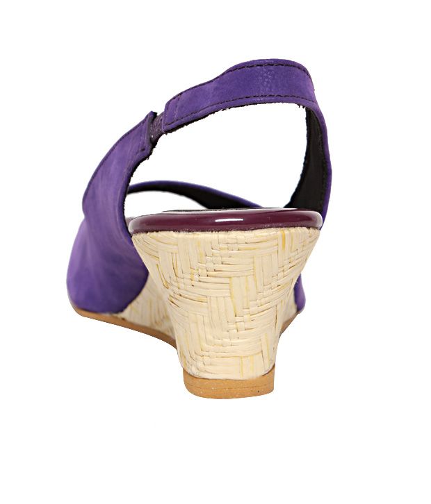 purple heels with butterflies