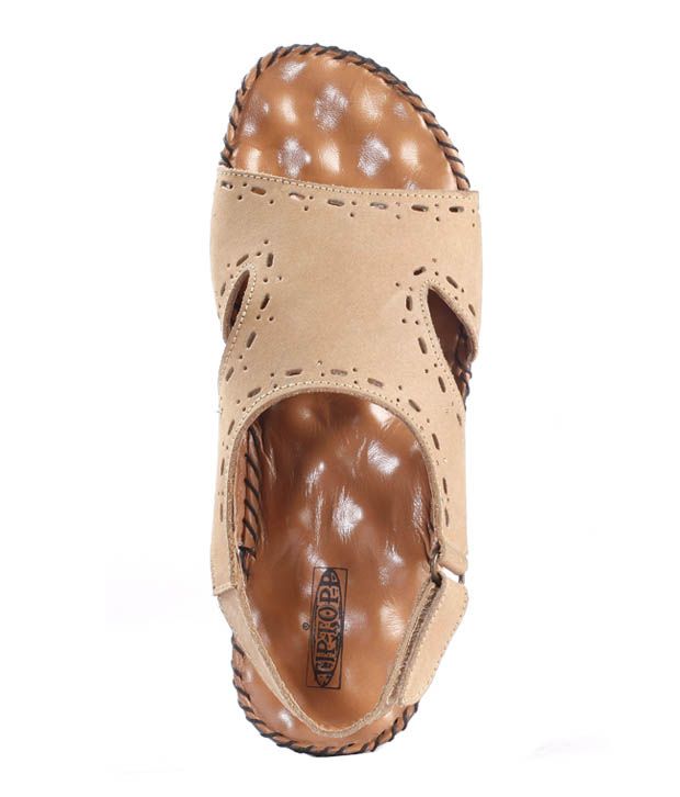 doctor sole chappal online