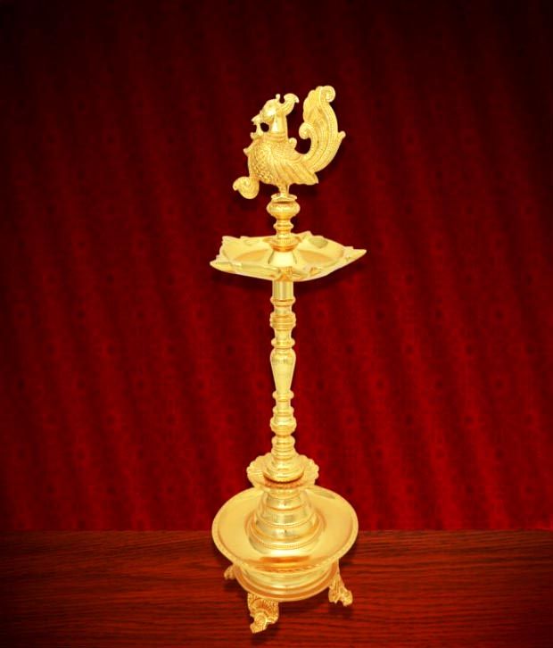 gold kuthu vilakku