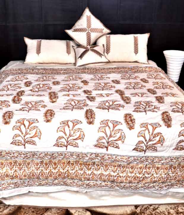 Banana Prints Grandeur Double Jaipuri AC Quilt Buy Banana Prints Grandeur Double Jaipuri AC