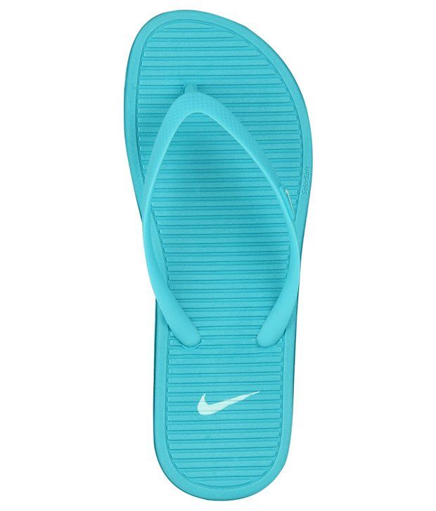 nike flip flops blue