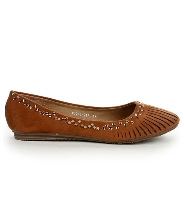 camel ballet pumps