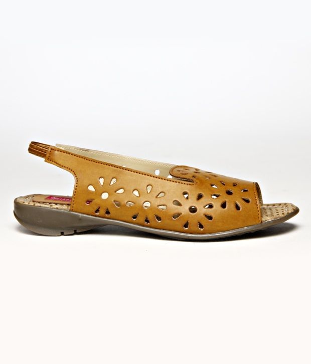 Butterfly Zest Mustard Flat Sandals Price in India- Buy Butterfly Zest Mustard Flat Sandals 