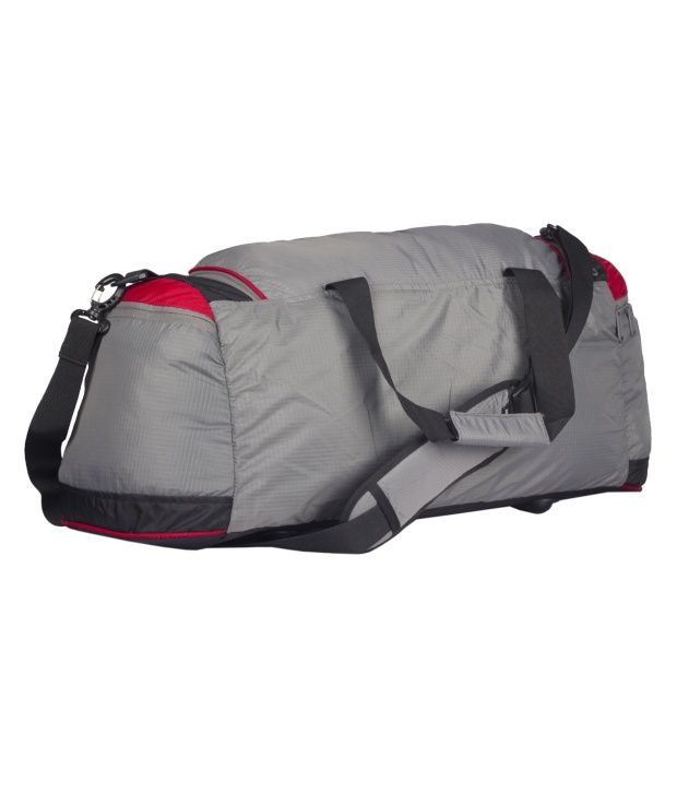 wildcraft small duffle bag