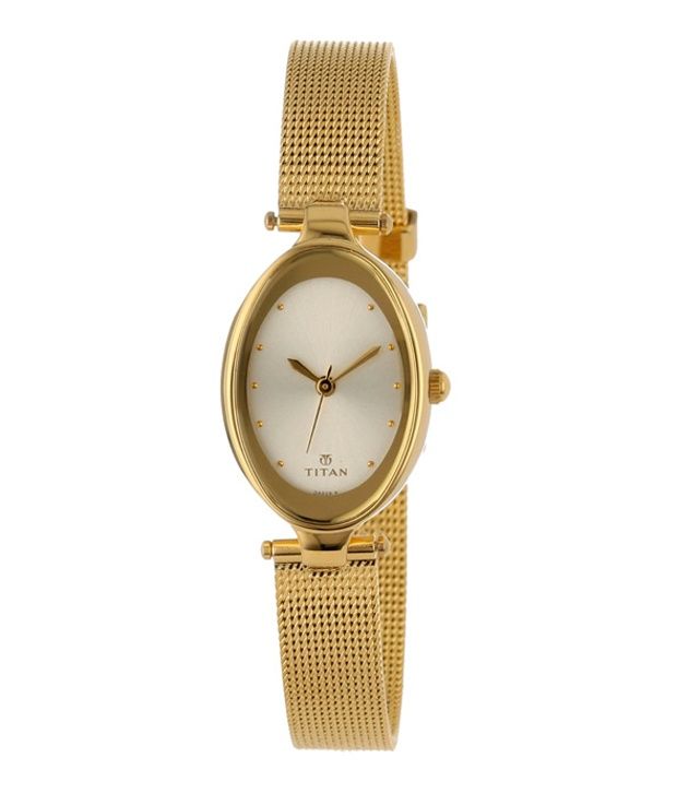 titan raga smart watch