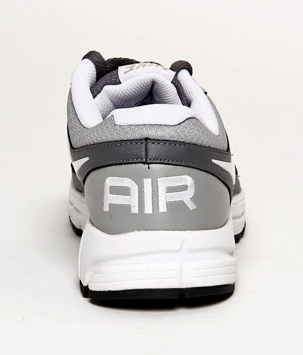 nike running shoes online