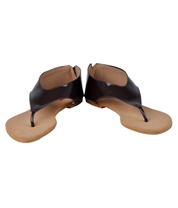 hm slip on sandals