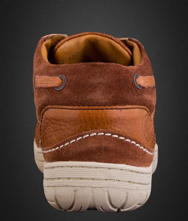 tan sneaker shoes