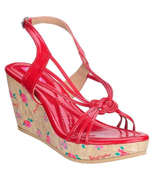 Butterfly Red Wedge Heel Sandals Price In India Buy Butterfly Red Wedge Heel Sandals Online At 6381