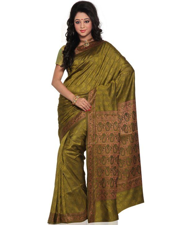 green saree for mehndi function