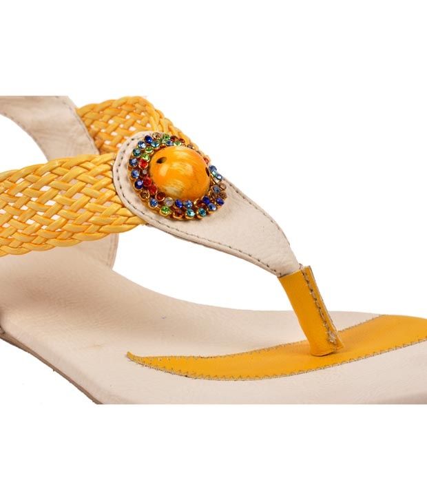 Jolly Jolla Yellow Flat Sandals Price in India- Buy Jolly Jolla Yellow ...