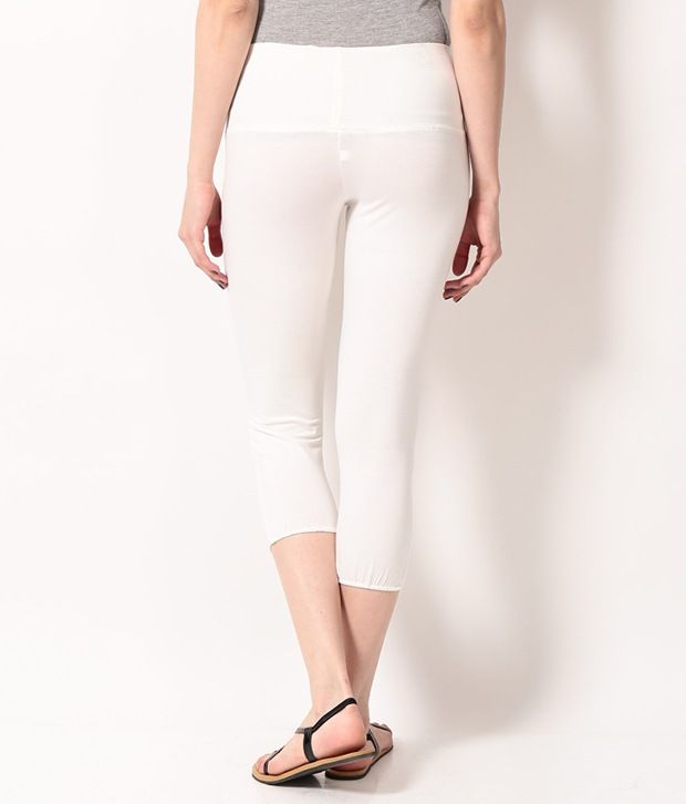 white cotton capris