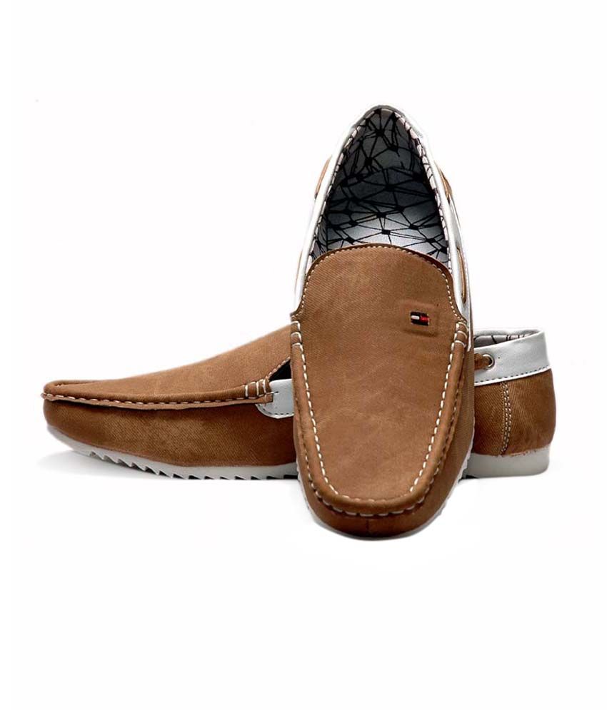 bucik beige loafers