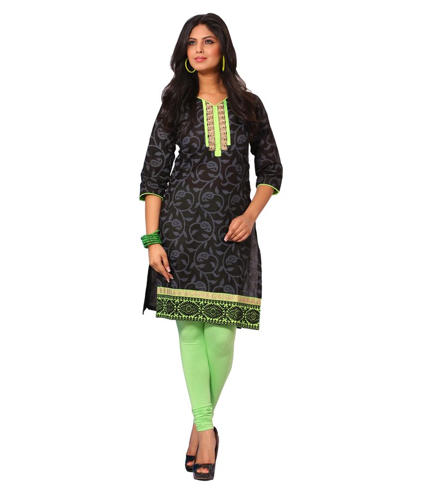 black kurti with leggings