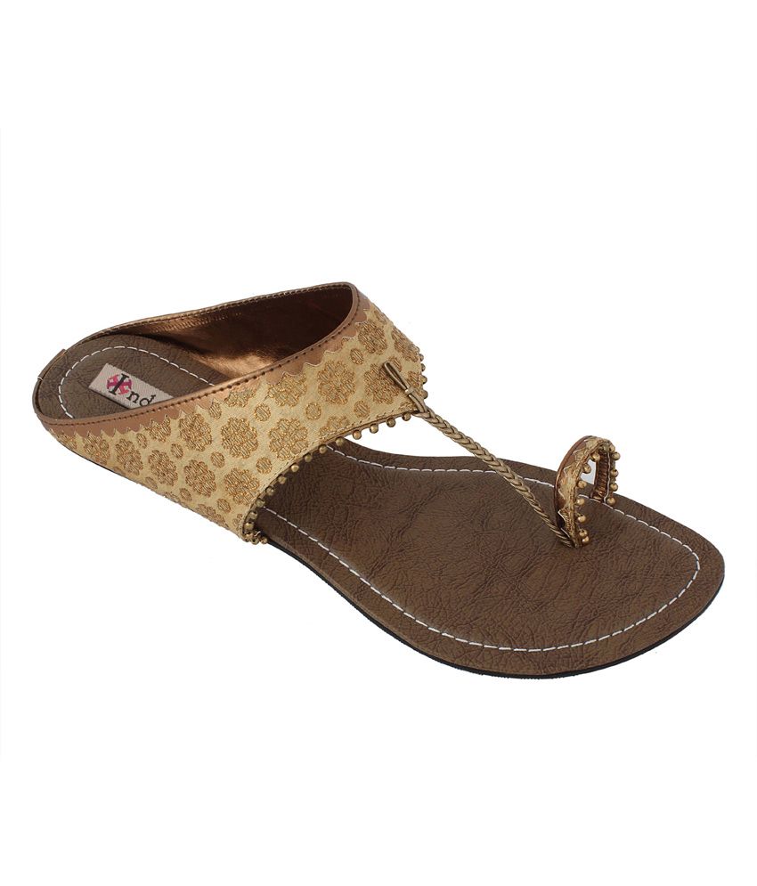 kolhapuri footwear online