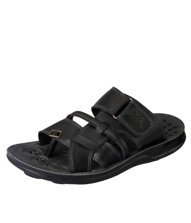 matrix chappal price