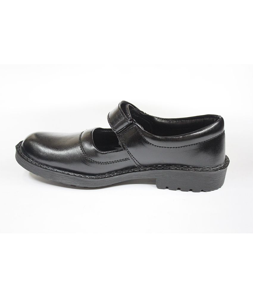 Snappy Black School Shoes For Kids Price in India- Buy Snappy Black ...