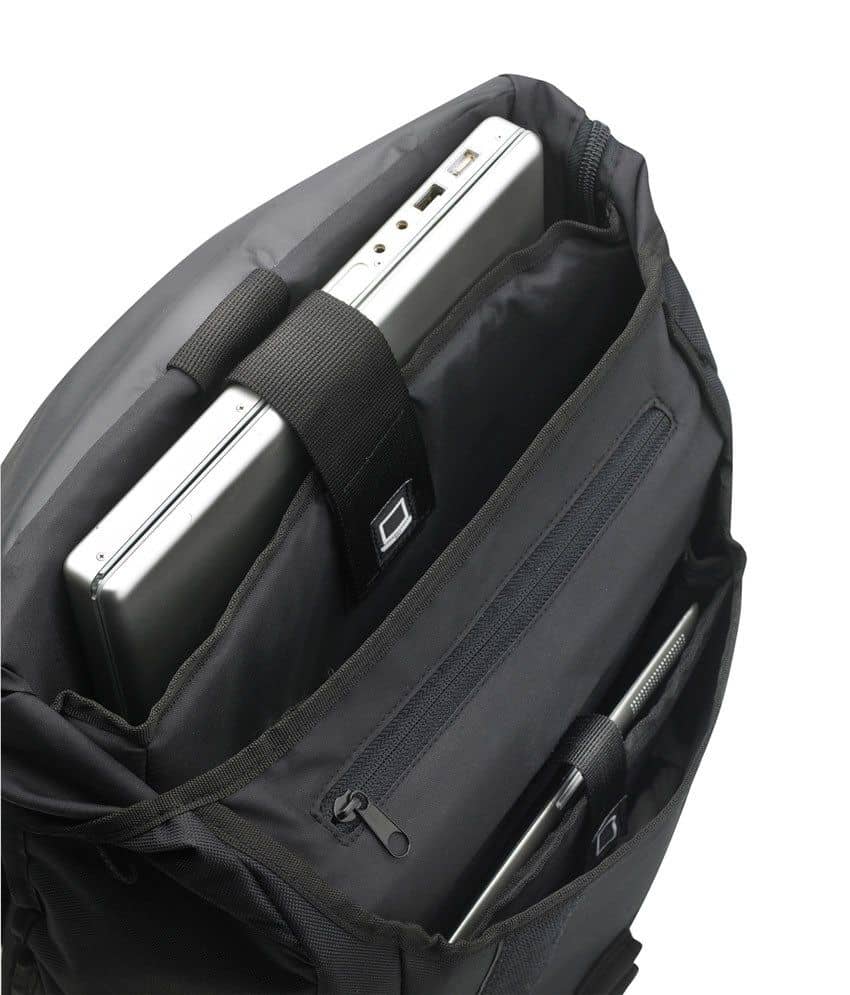 xd design laptop bag