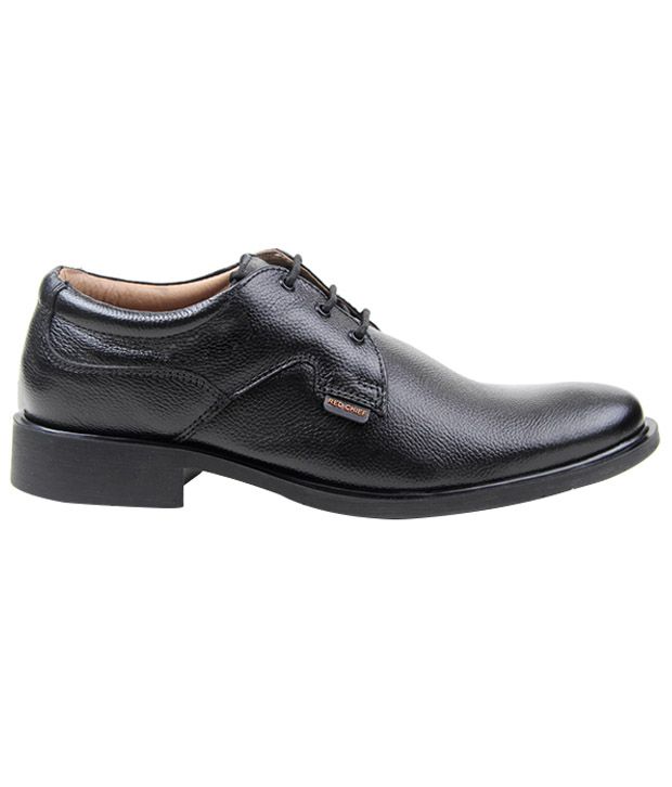 red chief black formal shoes price