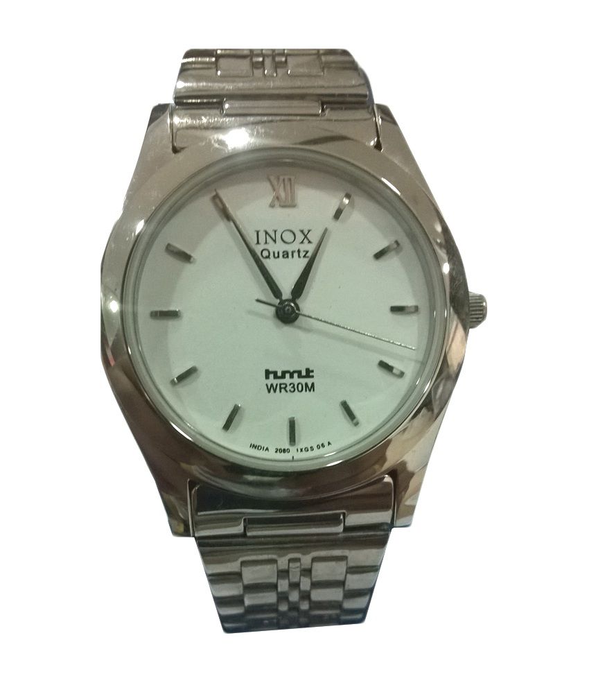 which wrist should a man wear a watch