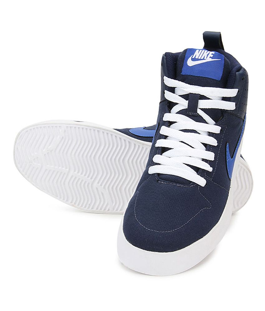 nike ankle length sneakers