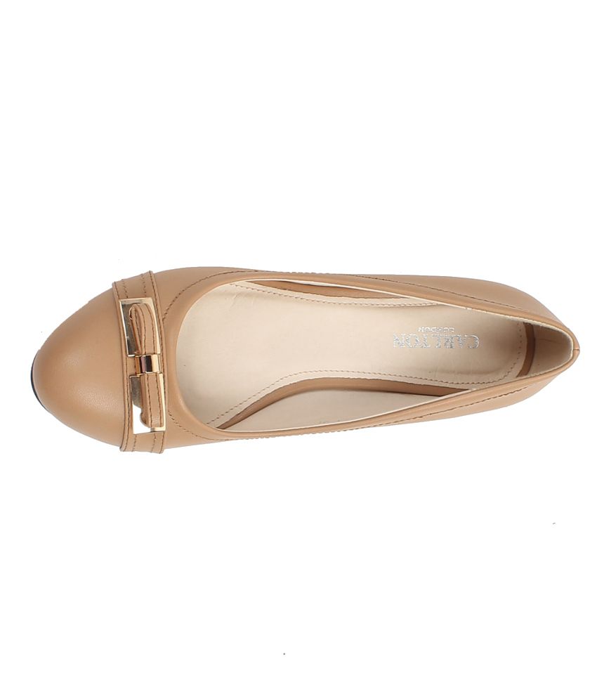carlton london wedges