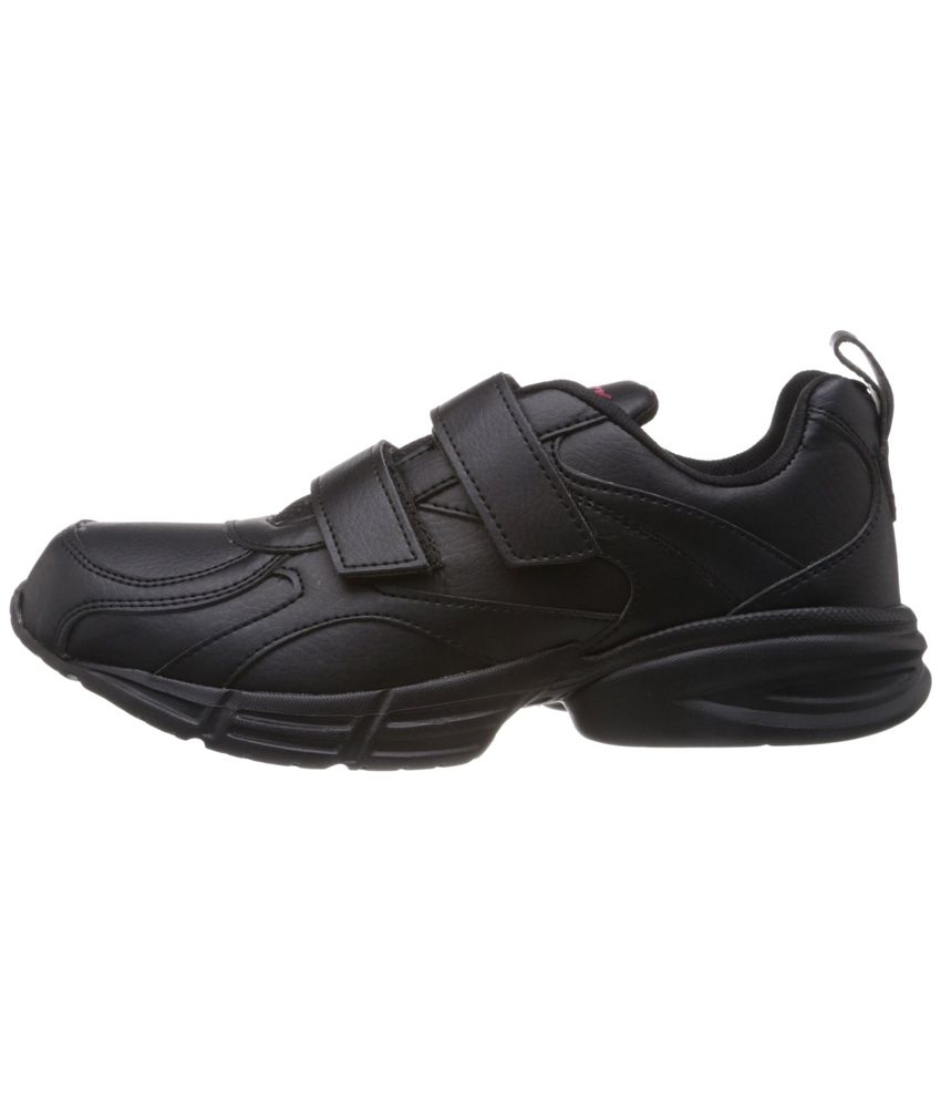 relaxo sparx school shoes